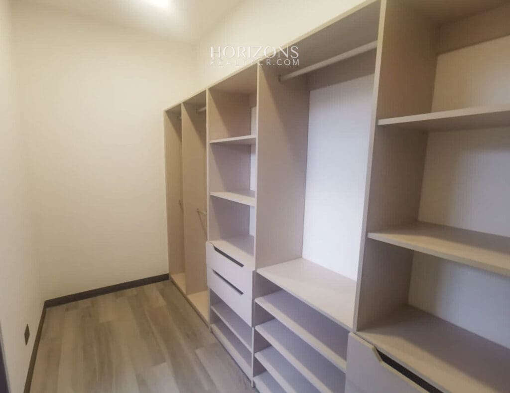 Casa Nueva en Condominio Villa del Sol, San Rafael, Alajuela 3 Habitaciones njr65