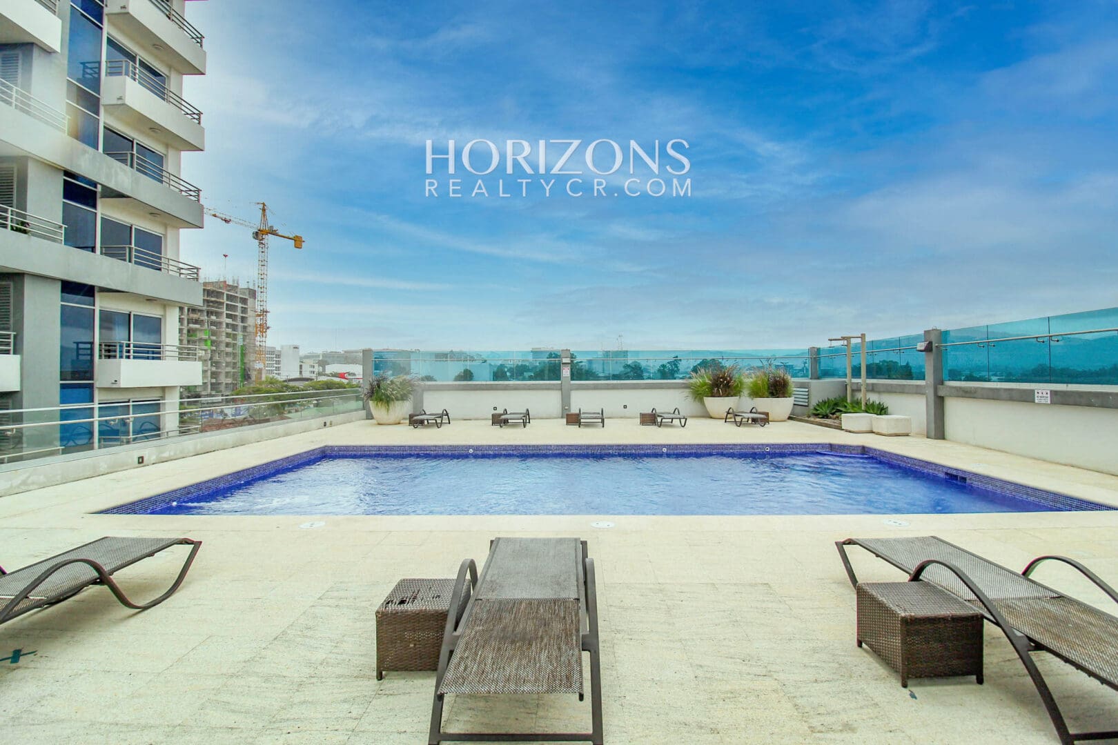 Se Alquila Apartamento en San Pedro 2 Habitaciones + Amenidades noj963