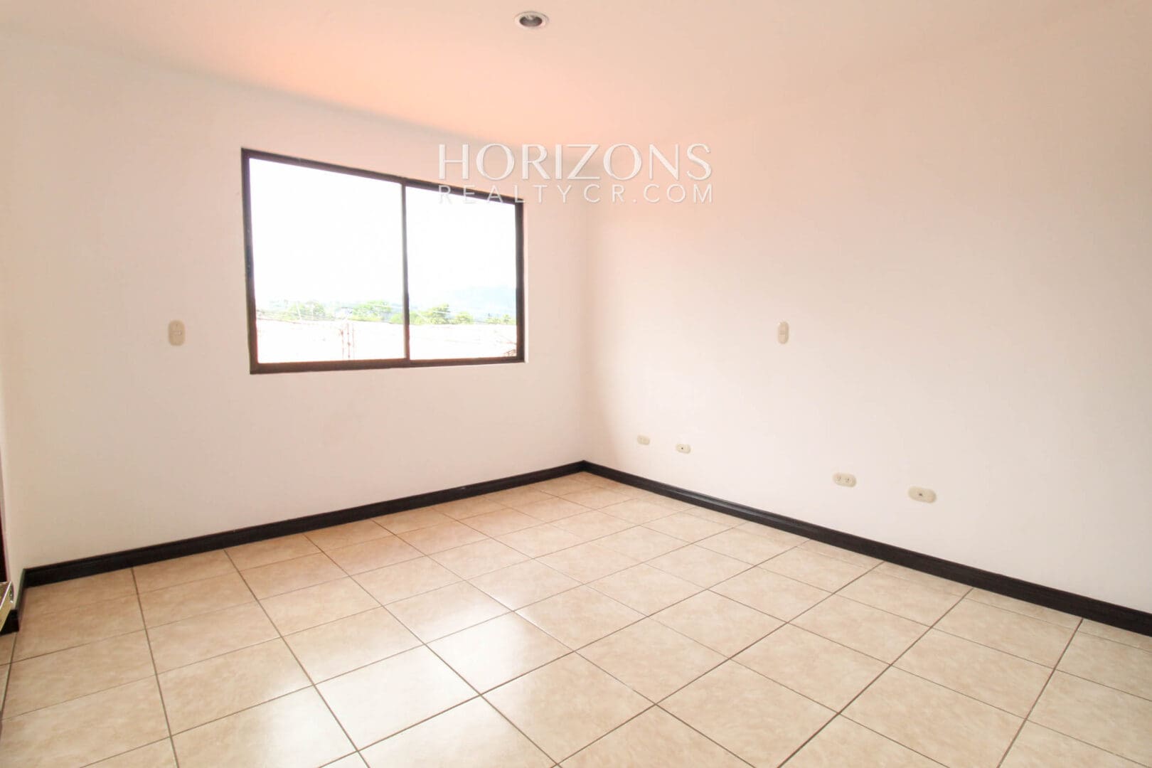 Se Vende Casa En Sabanilla 4 Habitaciones + Terraza noj967