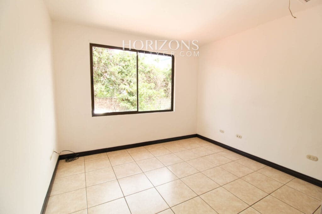 Se Vende Casa En Sabanilla 4 Habitaciones + Terraza noj967