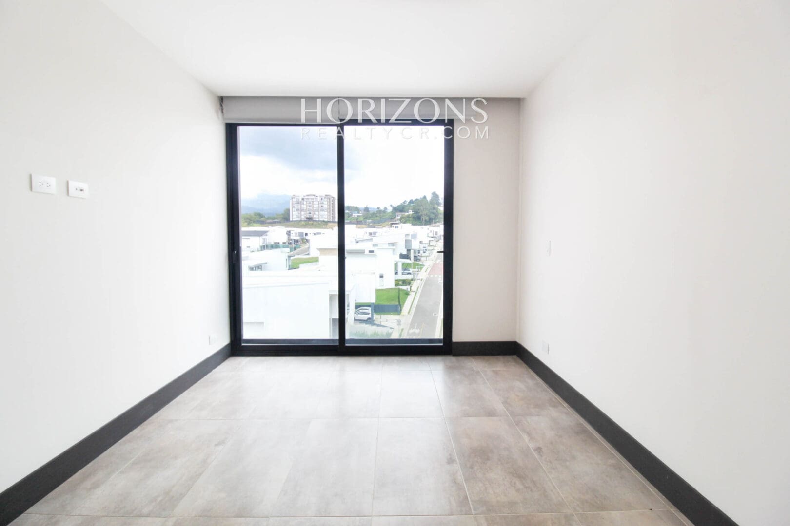 Se Alquila Apartamento En Curridabat 2 Habitaciones Vista a Las Montañas noj971