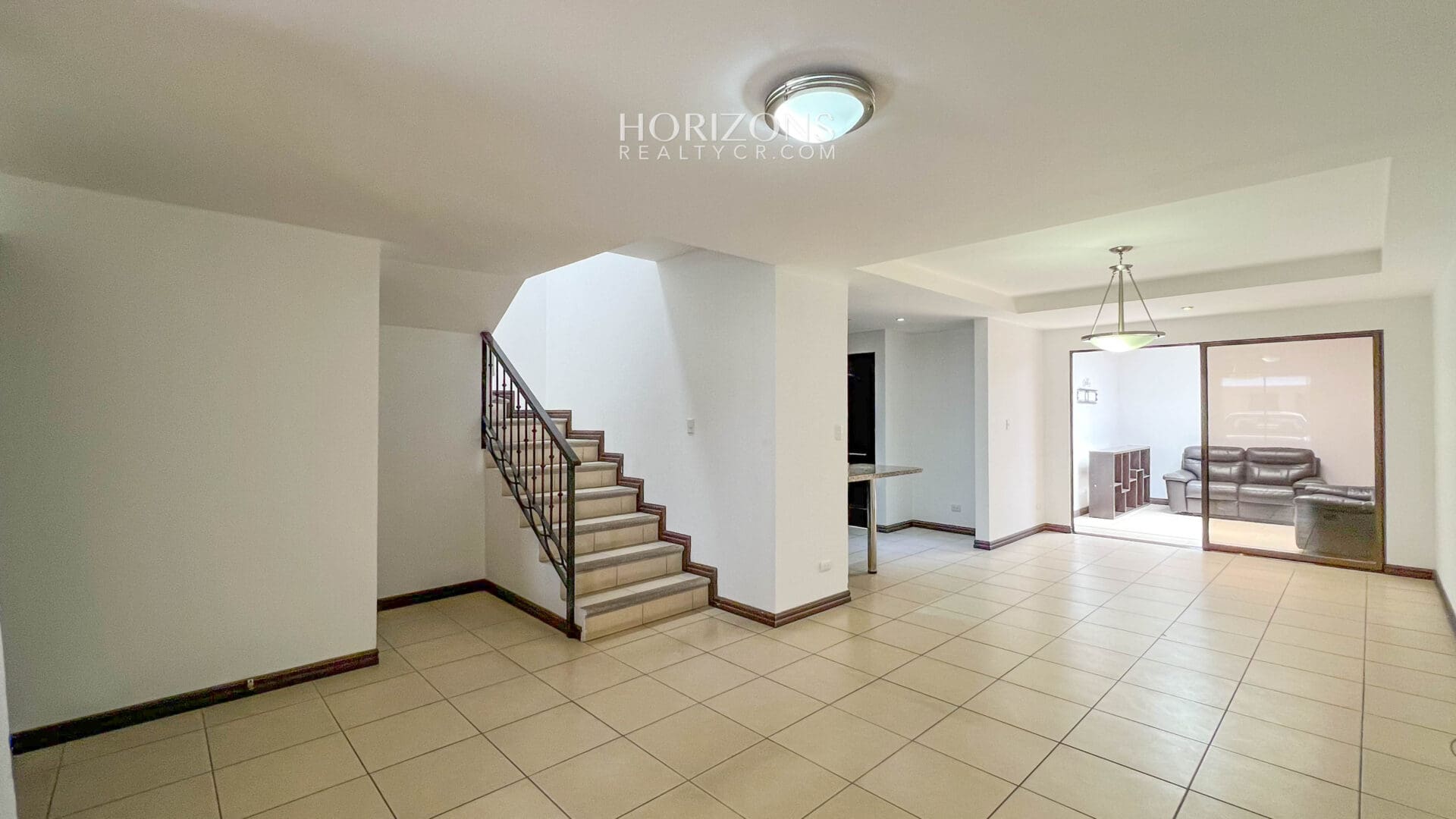 ¡En Venta! Casa en Condominio Sacramento 3 Habitaciones y Cuarto de Servicio nja1120