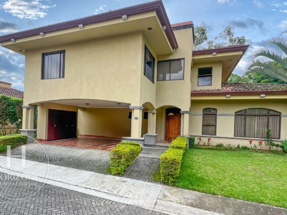 Casa En Condominio Hacienda Gregal Curridabat De 4 Habitaciones  Nja1130