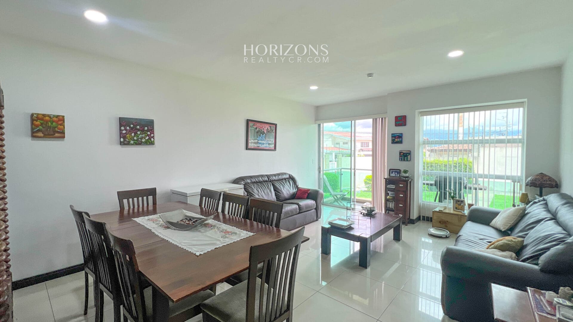 Apartamento en Venta en Condominio Vistas de Altamonte, Curridabat – 3 Habitaciones en Primer Nivel NJA1131