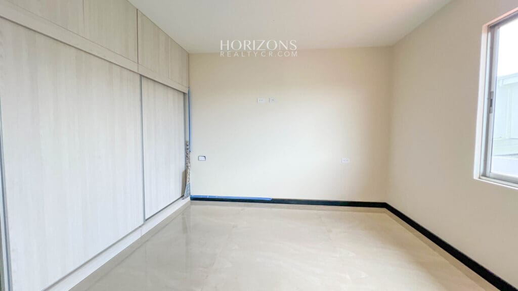 Estrene Casa Nueva Con Acabados de Lujo en Condominio Distrito San Juan nja1137