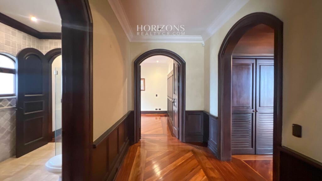 Exclusiva Casa de Lujo en Bosques de Altamonte / Elegancia Tranquilidad y Vistas al Valle  nja1121