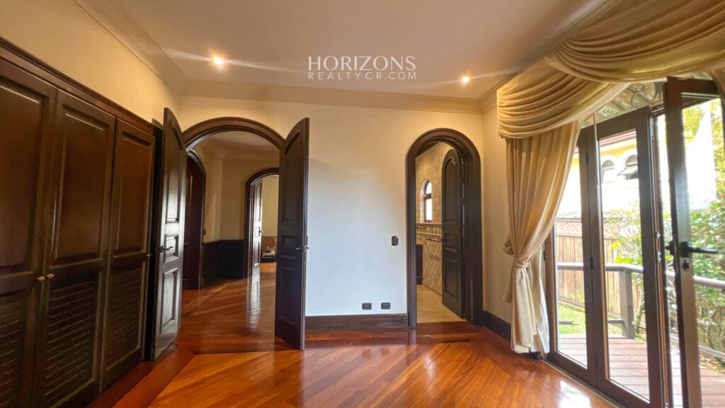 Exclusiva Casa de Lujo en Bosques de Altamonte / Elegancia Tranquilidad y Vistas al Valle  nja1121