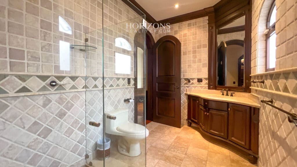 Exclusiva Casa de Lujo en Bosques de Altamonte / Elegancia Tranquilidad y Vistas al Valle  nja1121