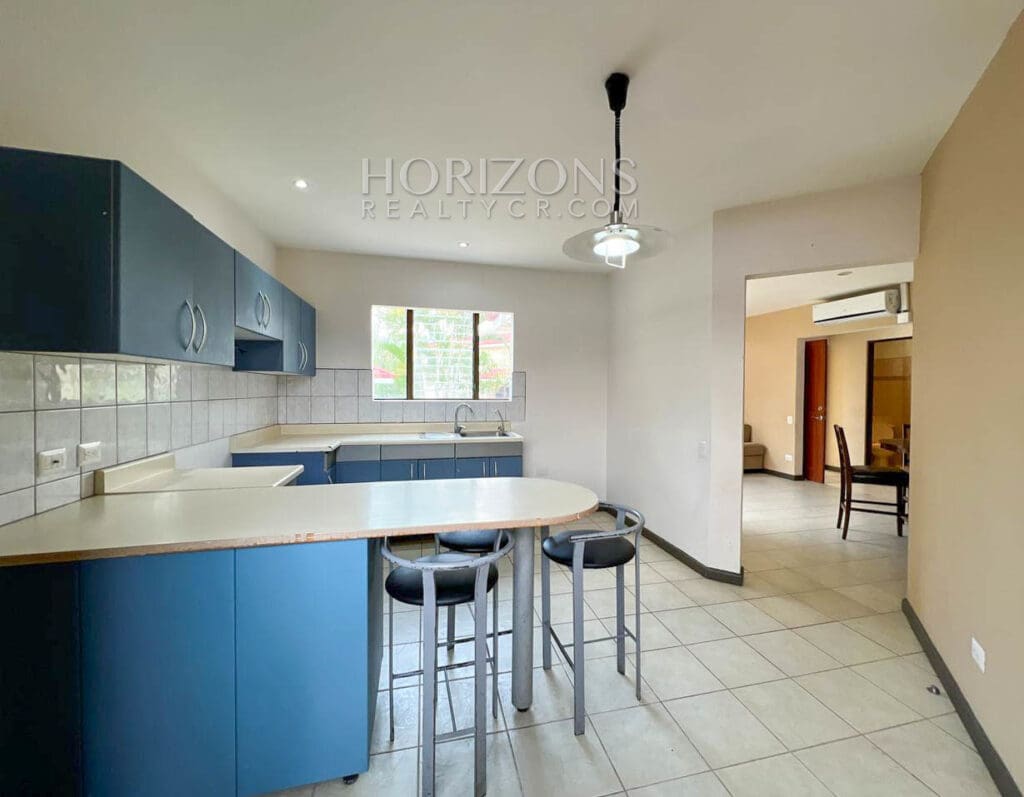 VENTA DE CASA DE 1 NIVEL 500.36M2 EN CONDOMINIO SANTA ANA njv119