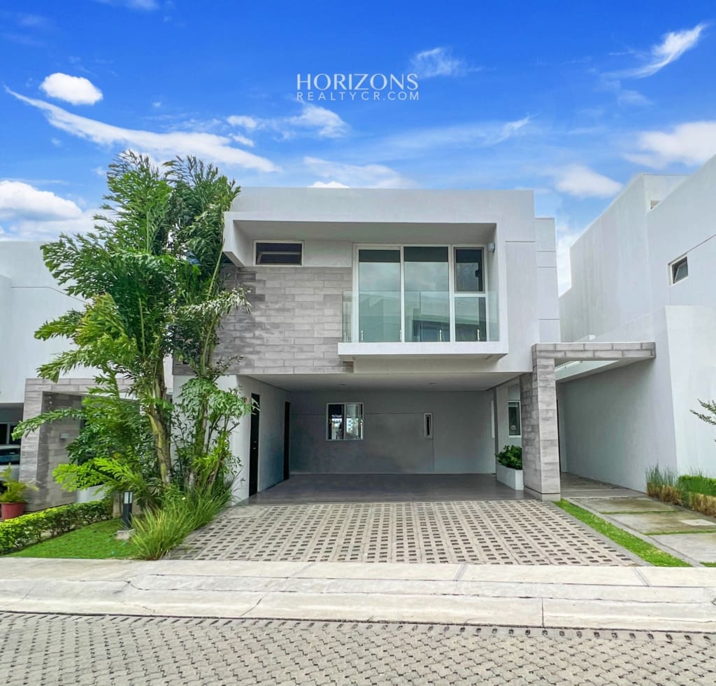 Se Vende Casa En Condominio Guachipelín Escazú 3 Habitaciones Master Y Oficina Njv256