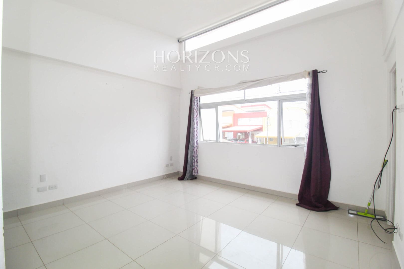 Se Vende Casa Con Patio En Concepcion 4 Habitaciones + Sala tv noj974