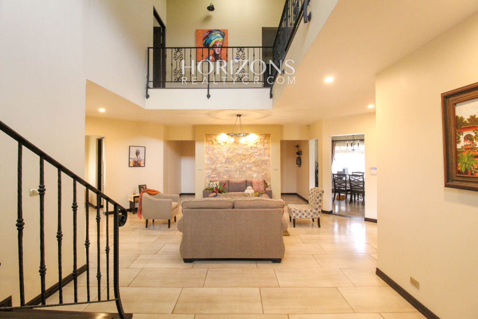 Residencia de Lujo en Venta en Condominio Tierras del Este Curridabat noj981