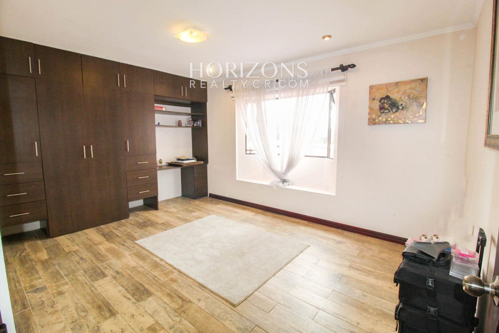 Se Vende Casa Dentro Residencial Tres Rios 4 Habitaciones + Patio noj983