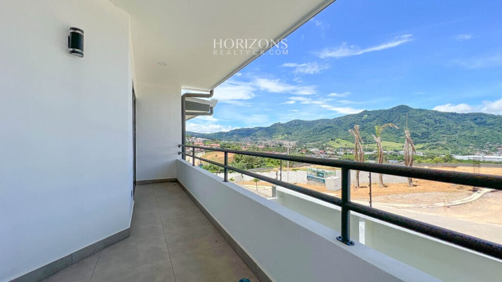¡Estrene Casa! Con Hermosas Vistas a las Motañas En Condominio Distrito San Juan  nja1139