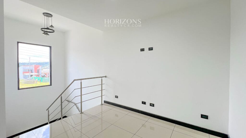 ¡Estrene Casa! Con Hermosas Vistas a las Motañas En Condominio Distrito San Juan  nja1139