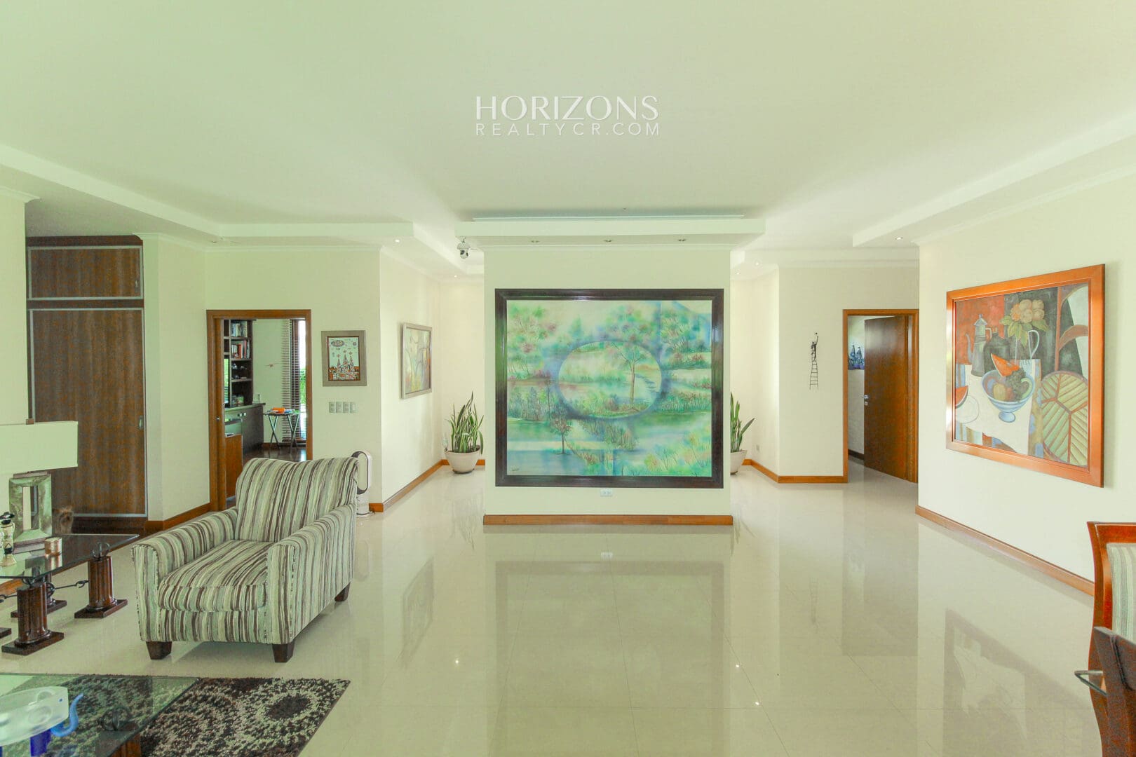 ¡En Venta! Casa de una Planta en Condominio Bosques del Rio Santa Ana nja1141