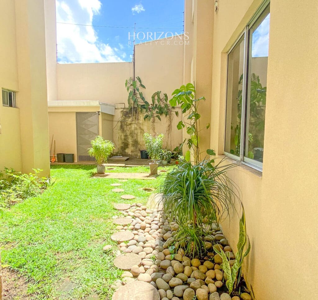 Barrio Dent! Alquiler Apartamento Full Amueblado en Condominio noj1080