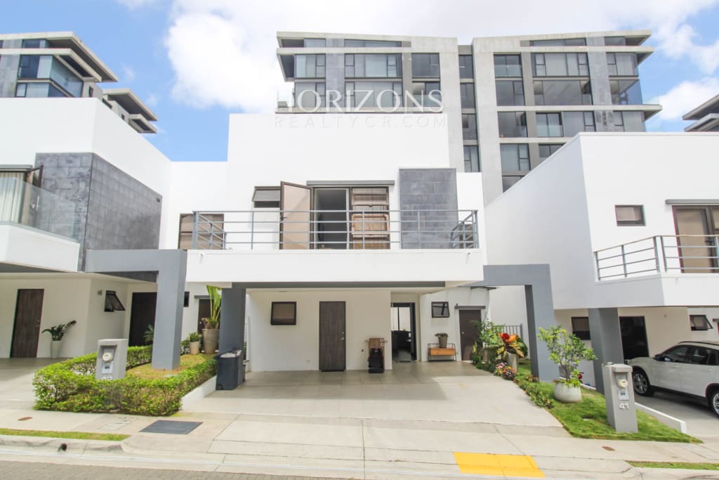 Se Vende Casa Con Patio En Condominio Curridabat 3 Habitaciones + Terraza Noj989
