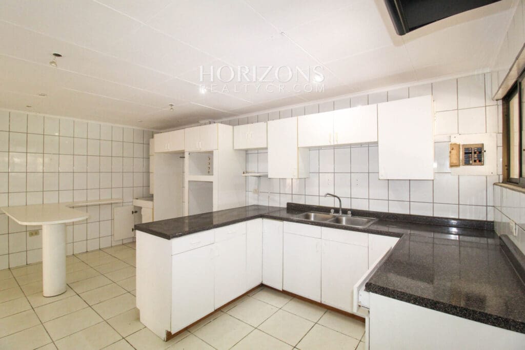 Se Alquila Casa Independiente En Curridabat 3 Habitaciones + Sala tv / Plaza Del Sol noj993