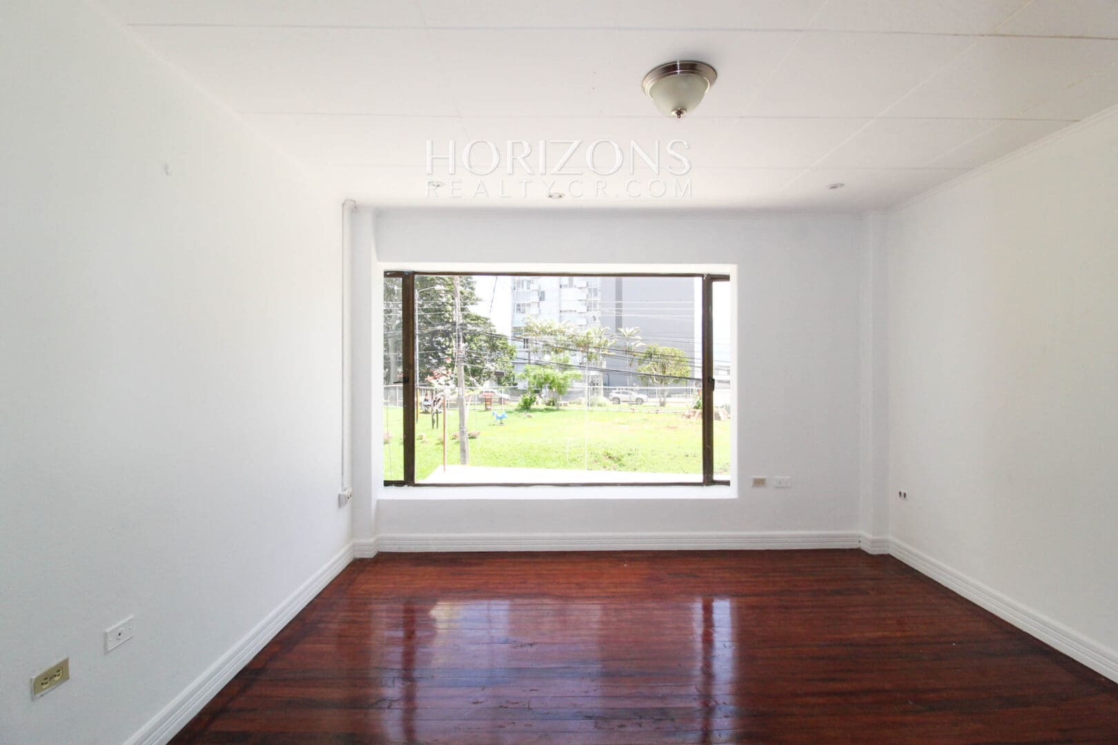 Se Alquila Casa Independiente En Curridabat 3 Habitaciones + Sala tv / Plaza Del Sol noj993