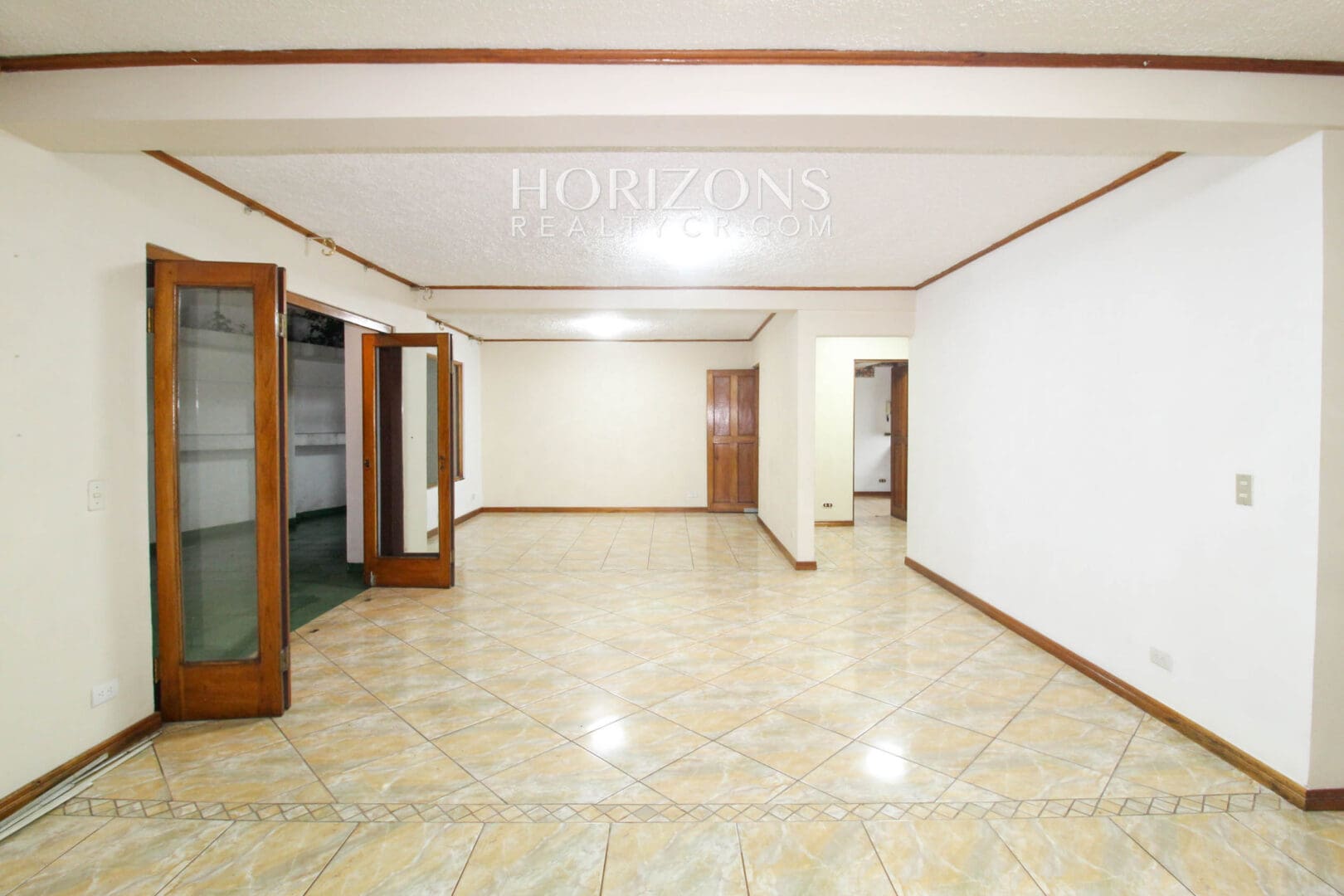 Se Alquila Casa En Los Yoses 3 Habitaciones + Oficina noj997