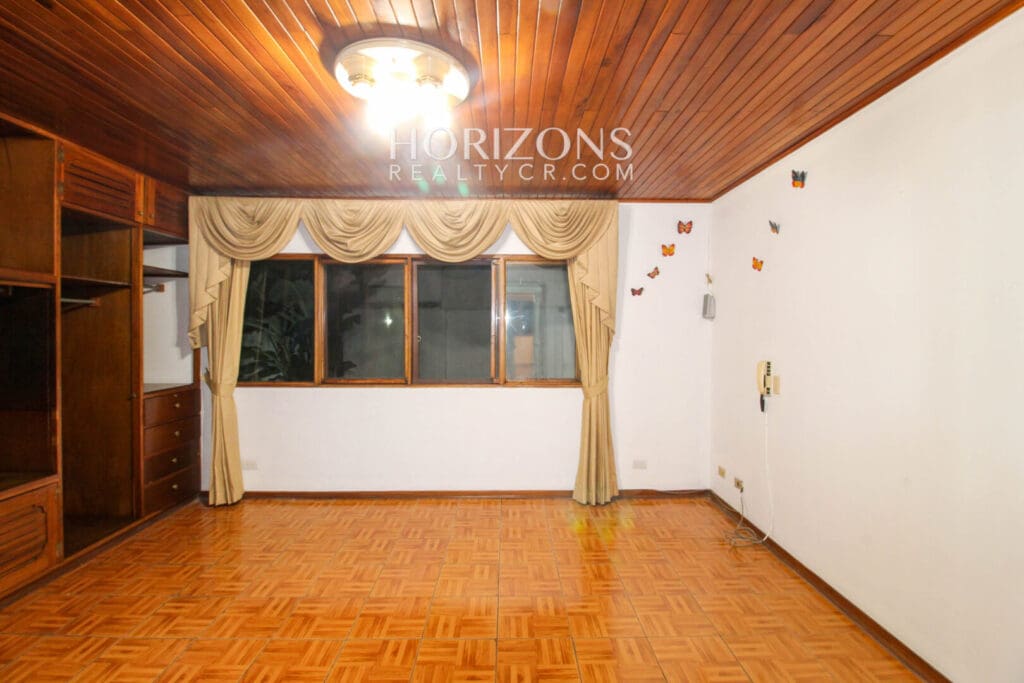 Se Alquila Casa En Los Yoses 3 Habitaciones + Oficina noj997