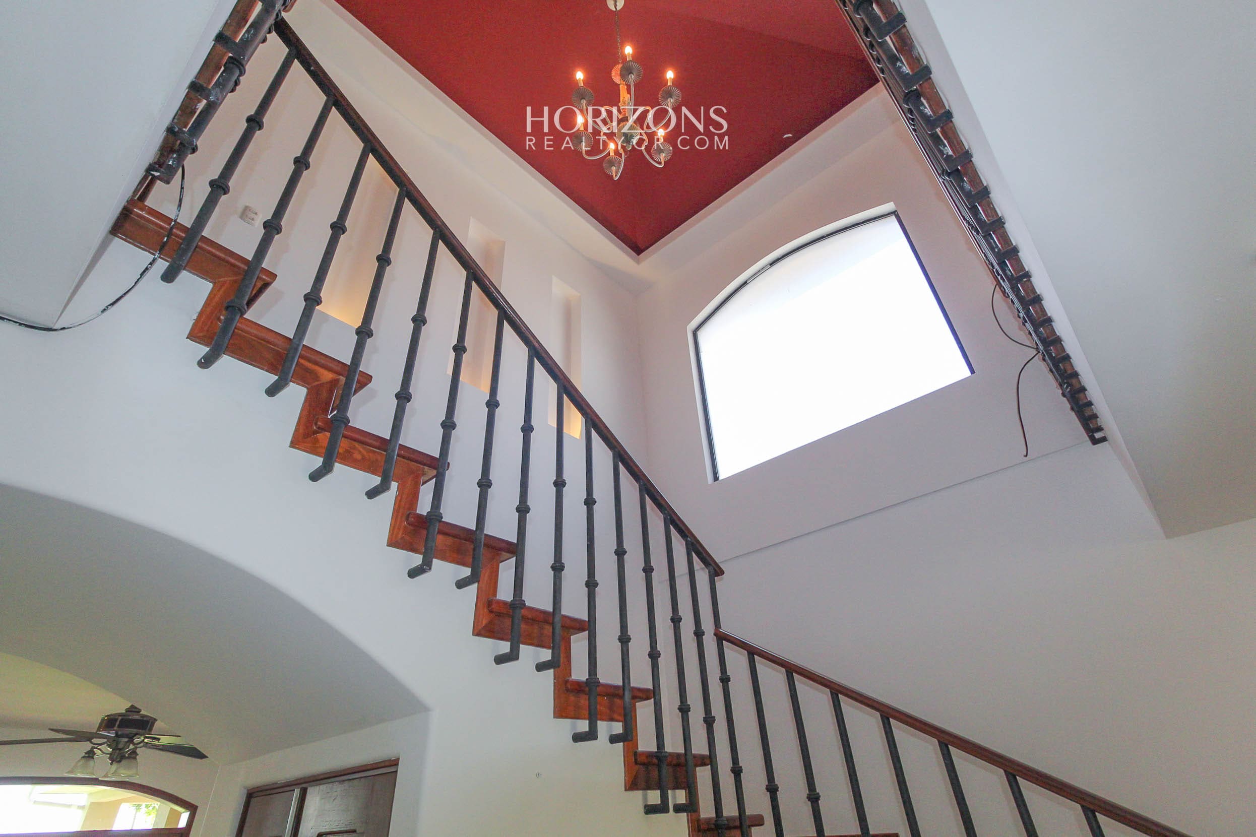 Casa en Venta ubicada en Residencial Altamonte Curridabat 4 Dormitorios nja1149