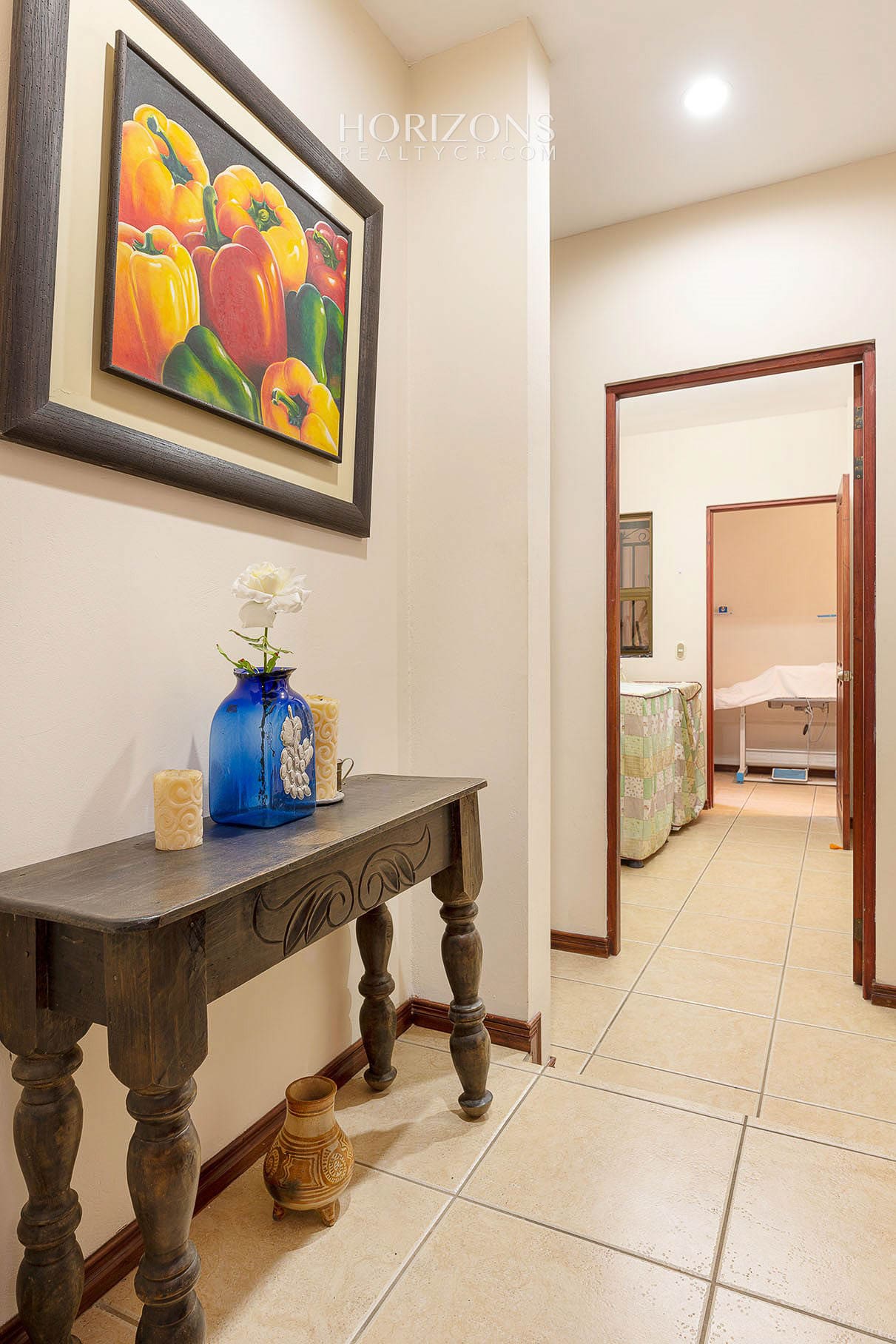Casa en Residencial Altamonte Curridabat 4 Dormitorios y Oficina Amplias Areas Verdes nja1140