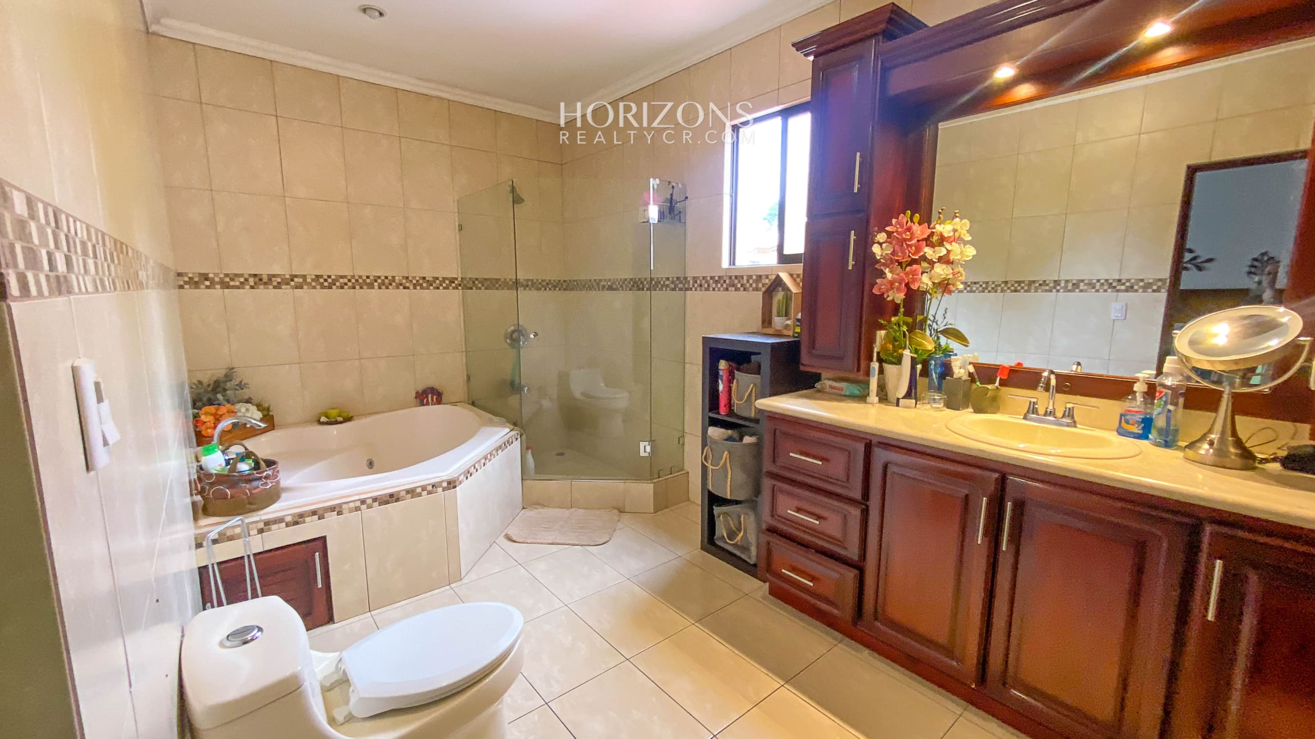 Se Vende Casa En Residencial Loma Verde Curridabat 3 Habitaciones 3 Parqueos nja1144