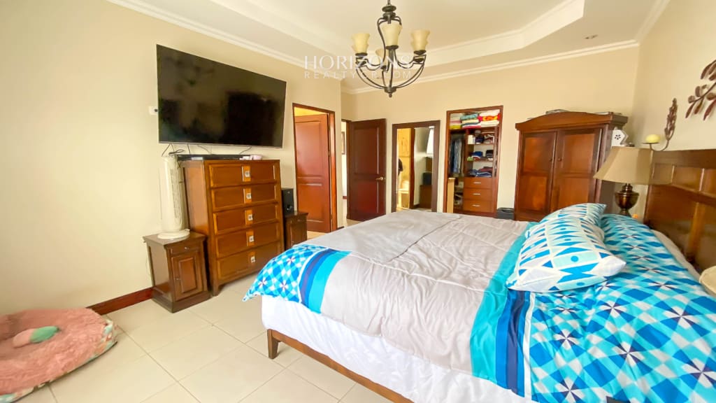 Se Vende Casa En Residencial Loma Verde Curridabat 3 Habitaciones 3 Parqueos nja1144