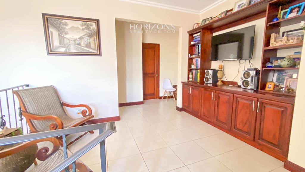 Se Vende Casa En Residencial Loma Verde Curridabat 3 Habitaciones 3 Parqueos nja1144
