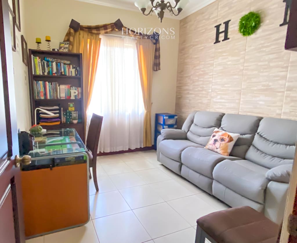 Se Vende Casa En Residencial Loma Verde Curridabat 3 Habitaciones 3 Parqueos nja1144