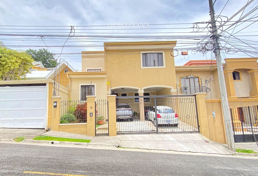 Se Vende Casa En Residencial Loma Verde Curridabat 3 Habitaciones 3 Parqueos Nja1144