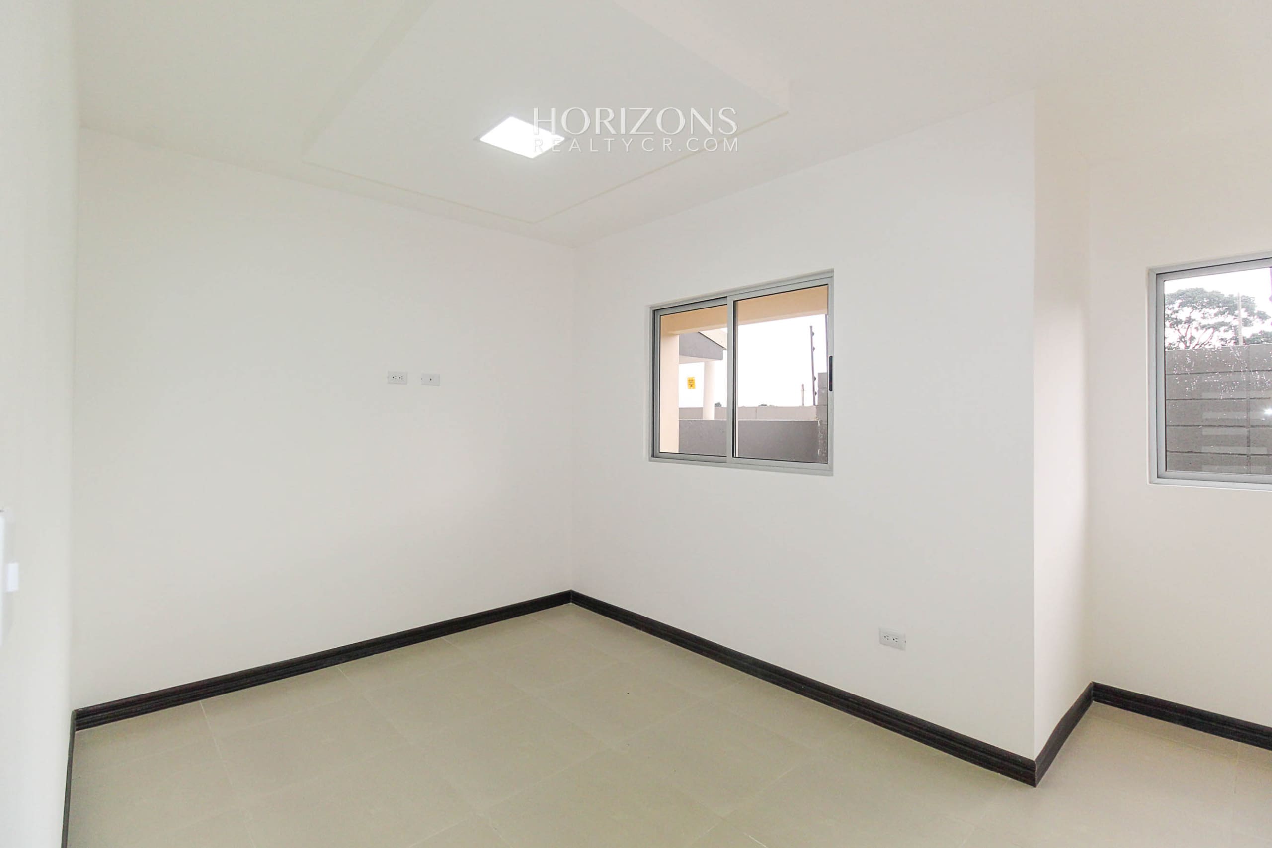 ¡En venta! Casa nueva en Condominio La Floresta / Tres Ríos nja1146