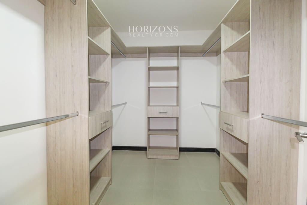 ¡En venta! Casa nueva en Condominio La Floresta / Tres Ríos nja1146