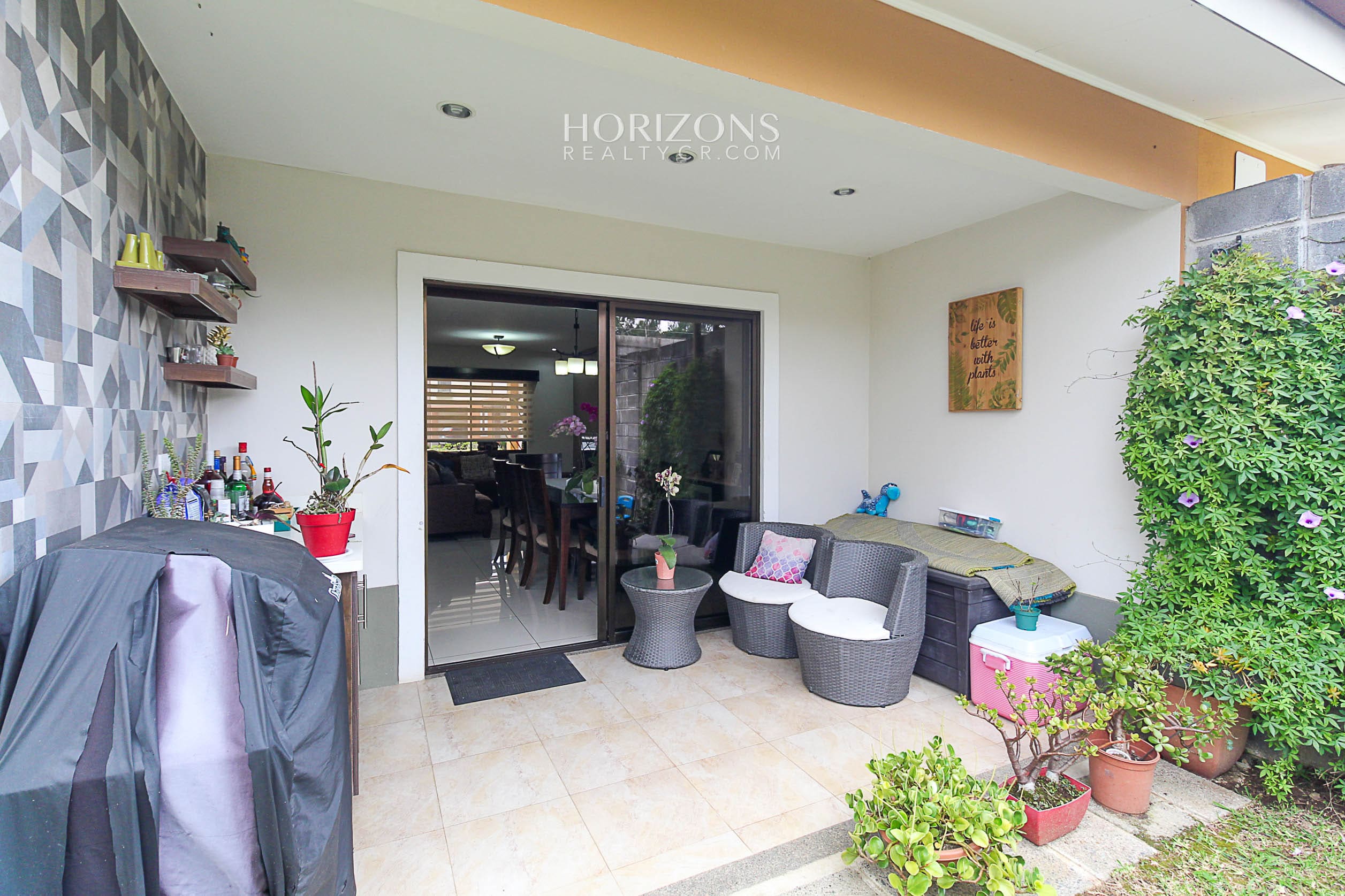Casa en Condominio La Floresta 3 Dormitorios Terraza y Amplio Jardin nja1147