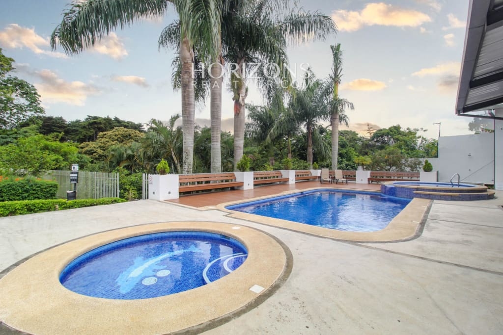 Se Alquila Casa Dentro De Condominio En Sabanilla 3 Habitaciones + Amenidades Noj1003