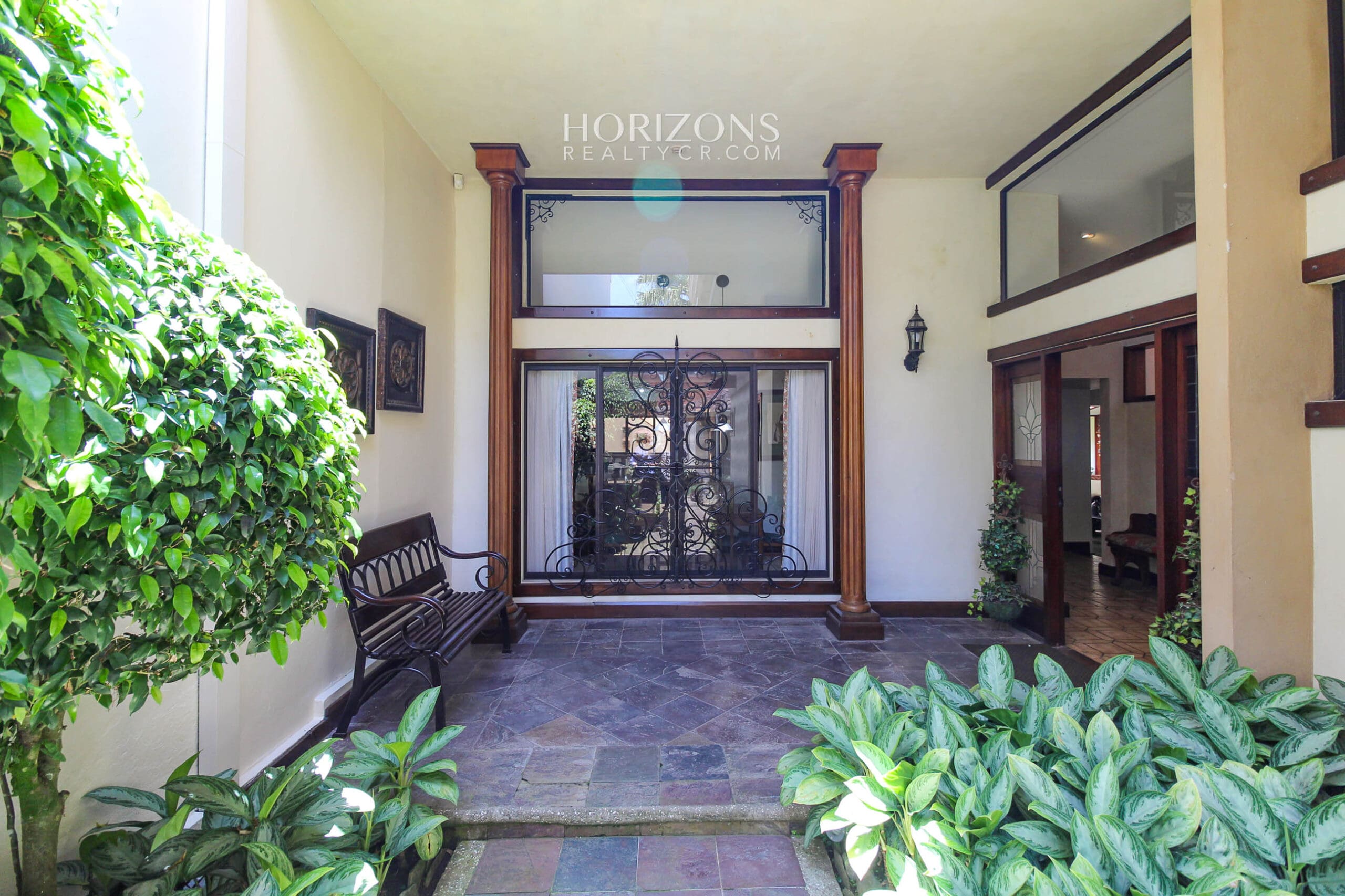 Casa Estilo Colonial en San Rafael Montes de Oca Habitaciones en Primera Planta nja1148