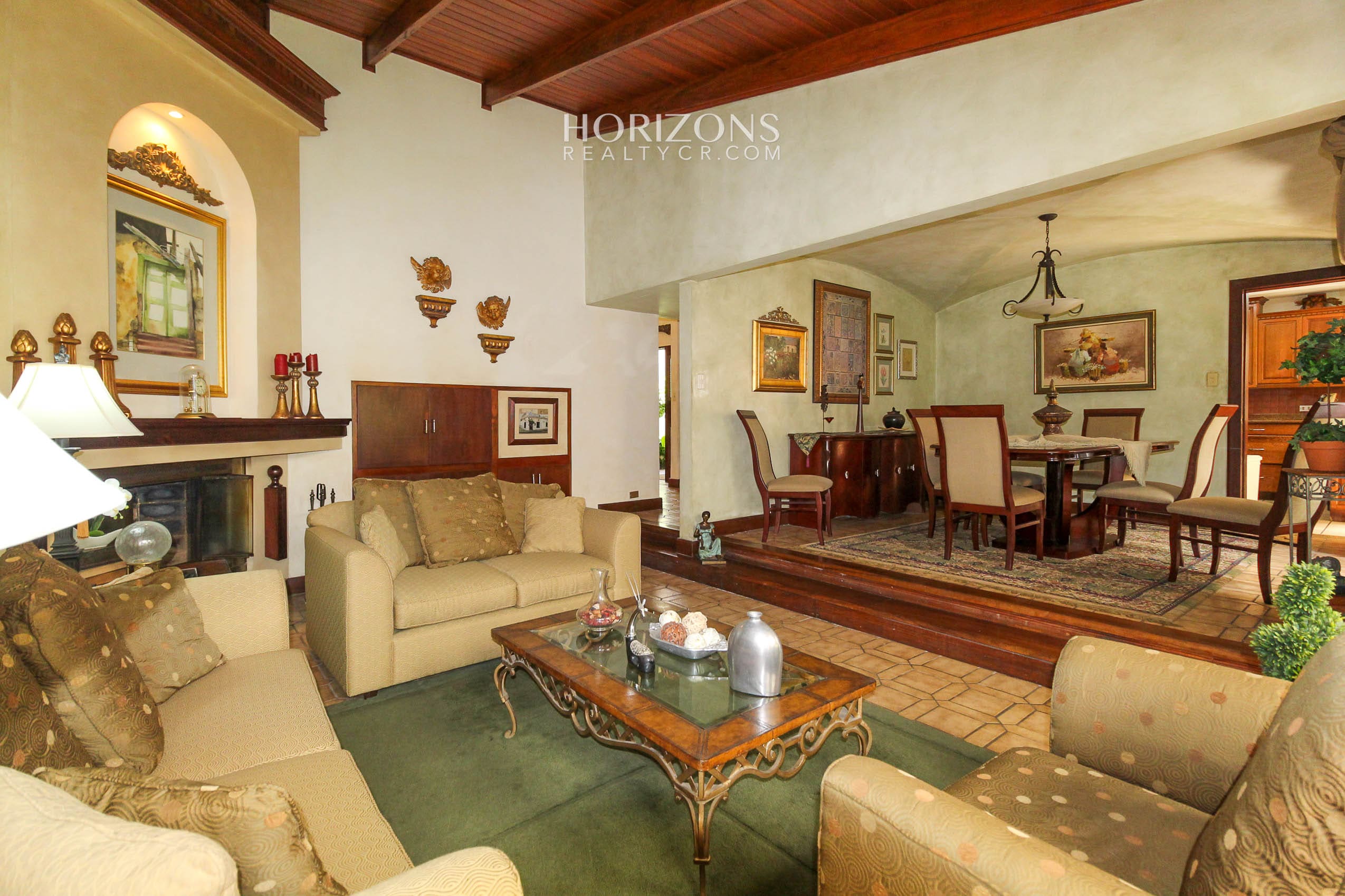 Casa Estilo Colonial en San Rafael Montes de Oca Habitaciones en Primera Planta nja1148