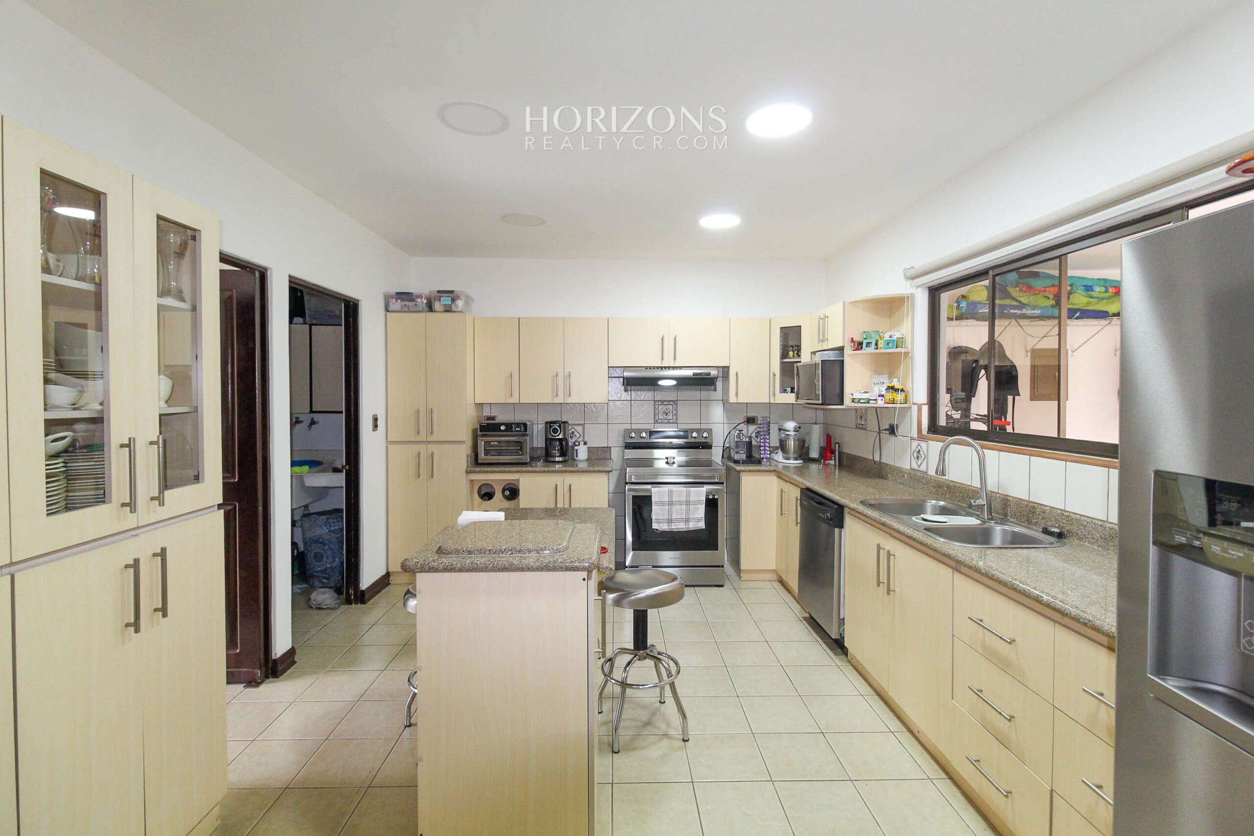 Hermosa Casa en Venta 3 Habitaciones + Cuarto de Servicio Residencial en Tres Ríos nja1157