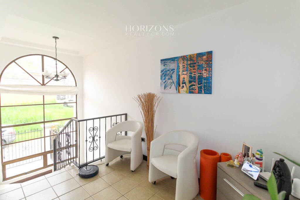 Hermosa Casa en Venta 3 Habitaciones + Cuarto de Servicio Residencial en Tres Ríos nja1157