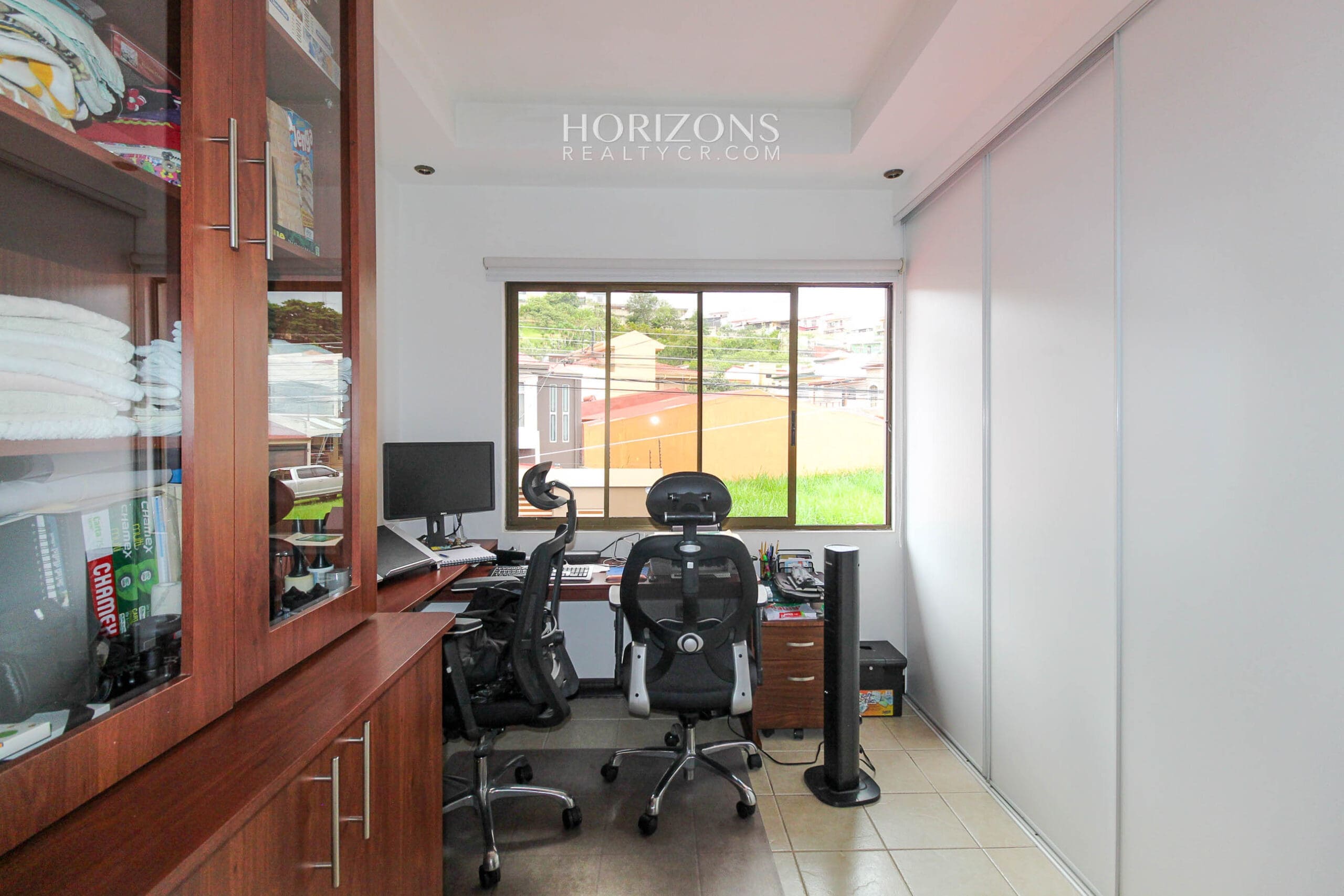 Hermosa Casa en Venta 3 Habitaciones + Cuarto de Servicio Residencial en Tres Ríos nja1157