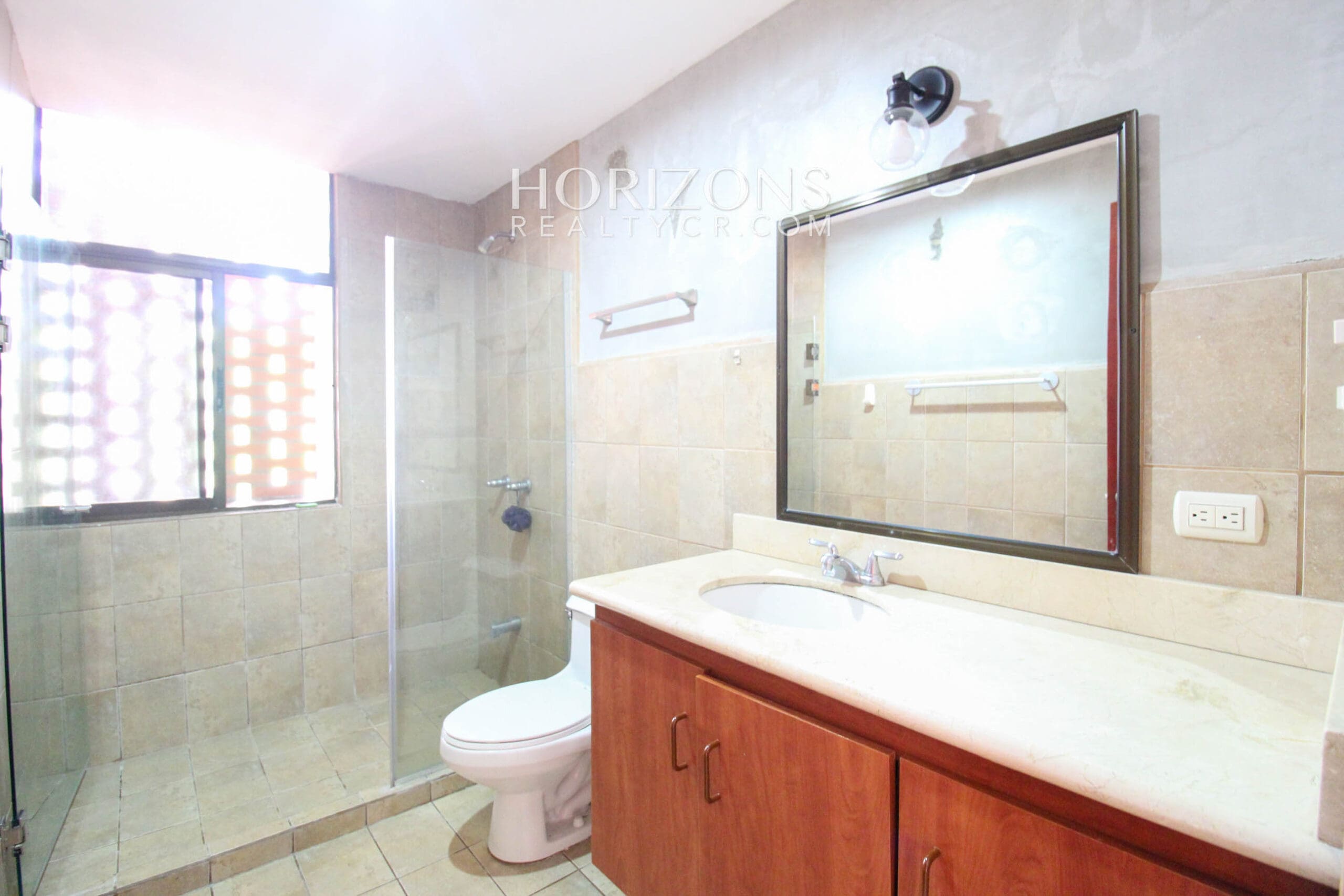 Se Alquila Apartamento En Sabanilla 2 Habitaciones / Vista al Valle Central noj1008