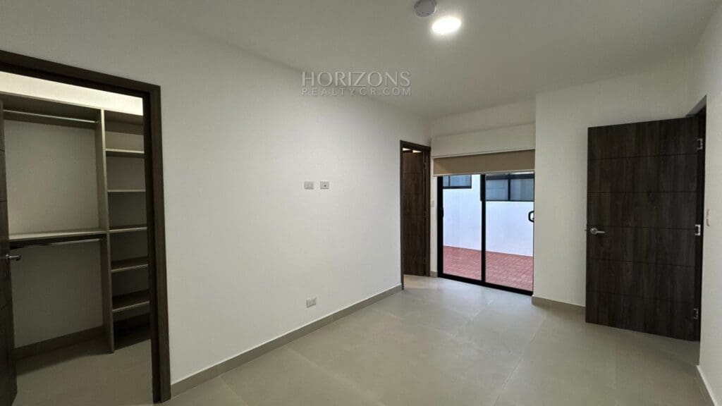 Se Alquila Moderno Apartamento en San Pedro 2 Habitaciones 2 Baños nja1162