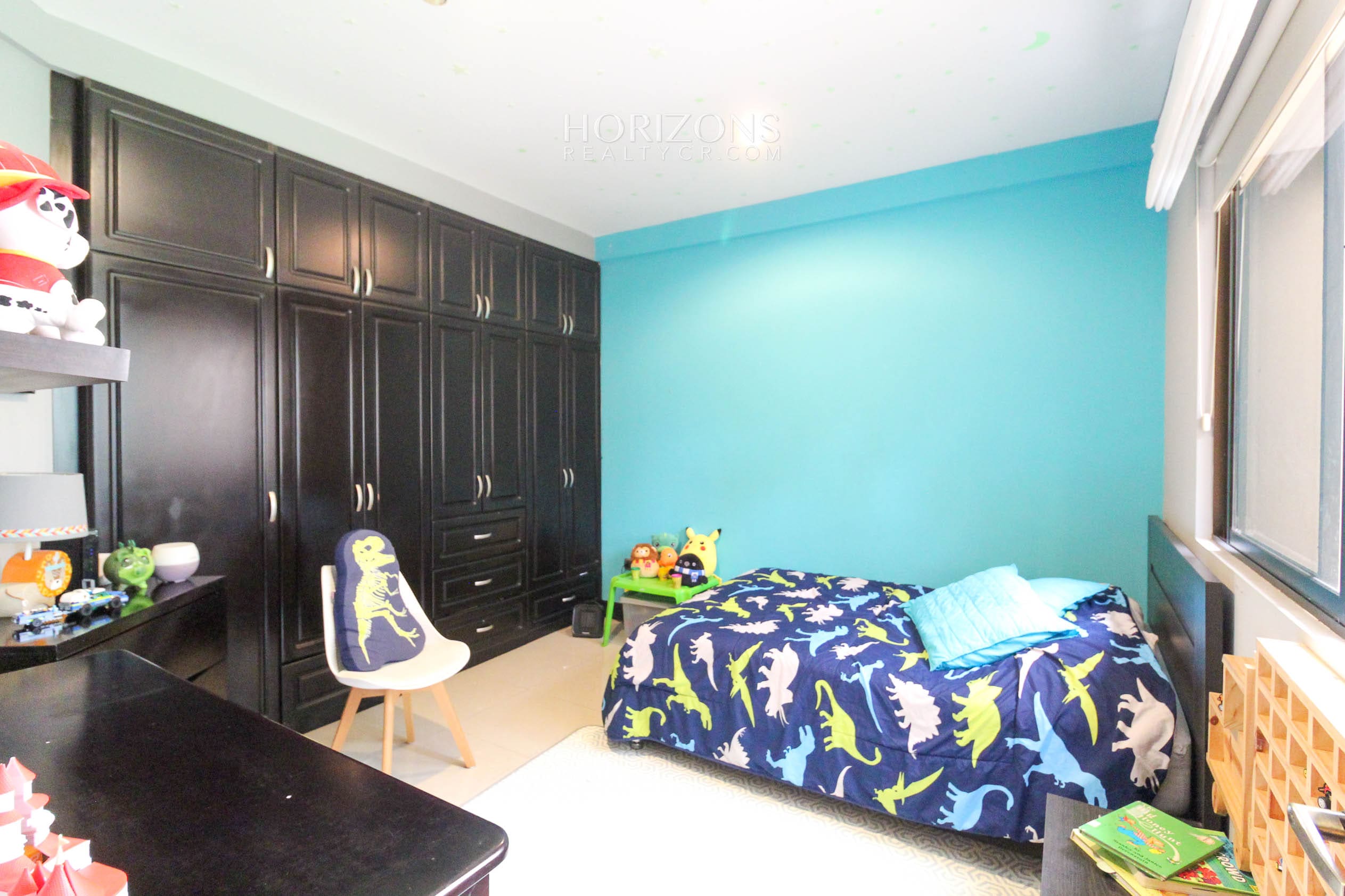 Se Vende Casa en Condominio Colonia del Roble En Guayabos Curridabat 3 Habitaciones y Patio nja1167