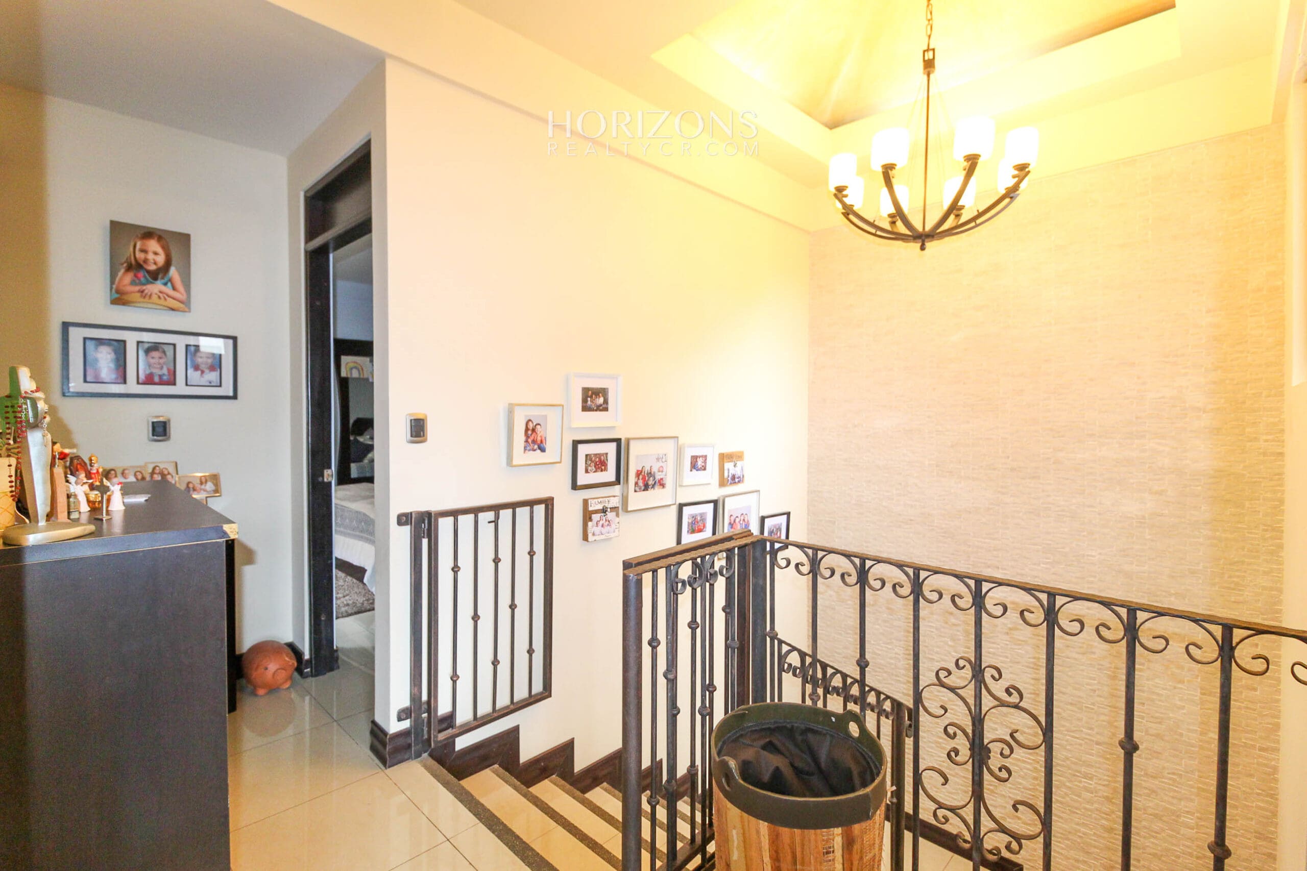 Se Vende Casa en Condominio Colonia del Roble En Guayabos Curridabat 3 Habitaciones y Patio nja1167