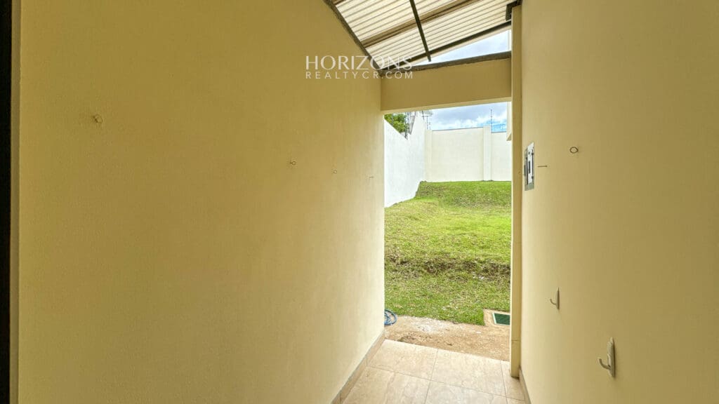 Casa En Granadilla Curridabat | Horizons Realty