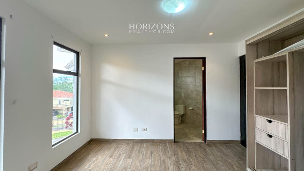 Casa En Granadilla Curridabat | Horizons Realty