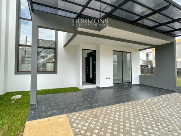 Estrene Casa Con 5 Habitaciones 1 En Primer Nivel Condominio Distrito San Juan Nja1170