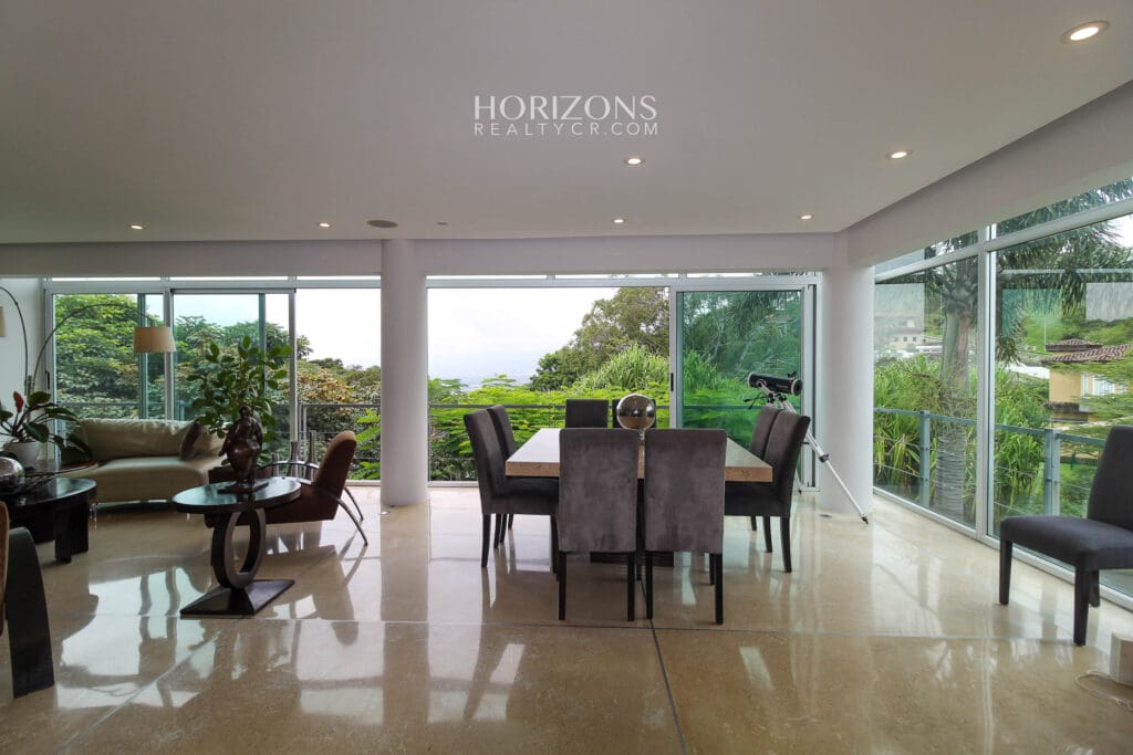 Casa Contemporánea en Eco Residencial Villa Real Elegancia y Lujo en Armonía con la Naturaleza nja1173